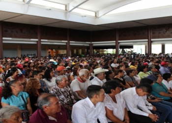 ENTREGA DE CERTIFICADOS DE PRIMARIA Y SECUNDARIA IEEA 